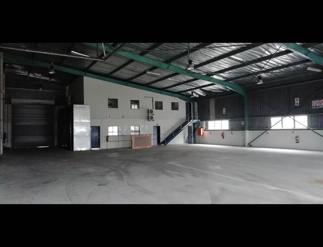 705M² WAREHOUSE TO LET IN WESTMEAD